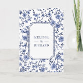 White and Blue Chinoiserie Crest QR Code Wedding Einladung (Vorderseite)