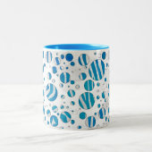 White and Blue Polka Dot Zebra Zweifarbige Tasse (Mittel)