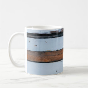 White and brown wooden board kaffeetasse