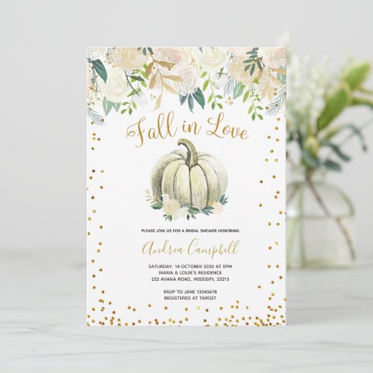 White and Gold Fall in Liebe Brautparty Einladung (Stehend Vorderseite)