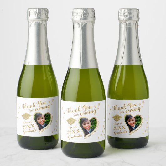 White and Gold Vielen Dank Class 2025 Abschluss Schaumweinetikett (Flaschen)