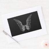 White Angel Wings auf schwarzem Hintergrund Rechteckiger Aufkleber (Umschlag)