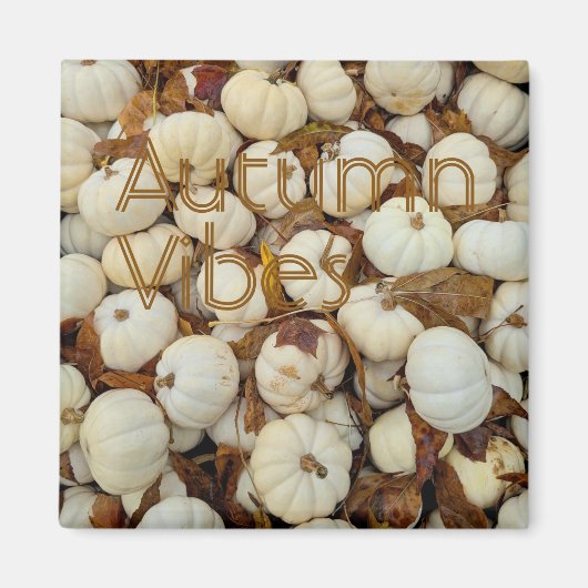White Autumn Vibes Monogram Pumpkin Magnet (Vorne)