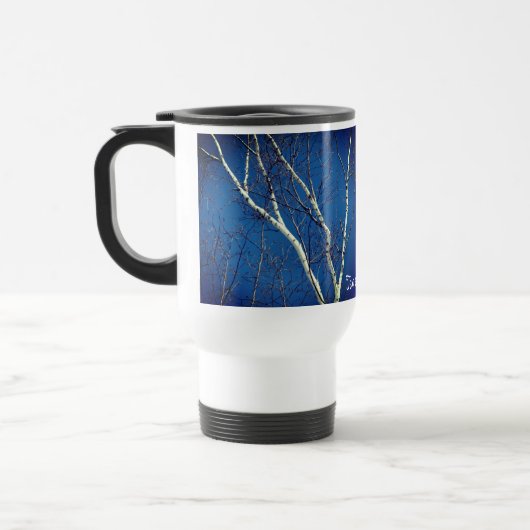 White Birch Tree Blue Sky Personalisiert Reisebecher (Links)