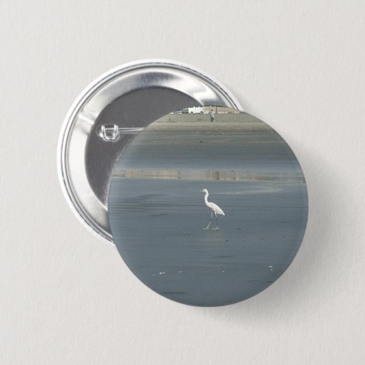 White Bird auf grauem Sand Beach Art Print Button (Vorne & Hinten)