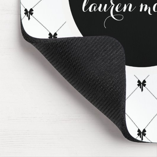 White & Black Bow Monogram Mousepad (Ecke)