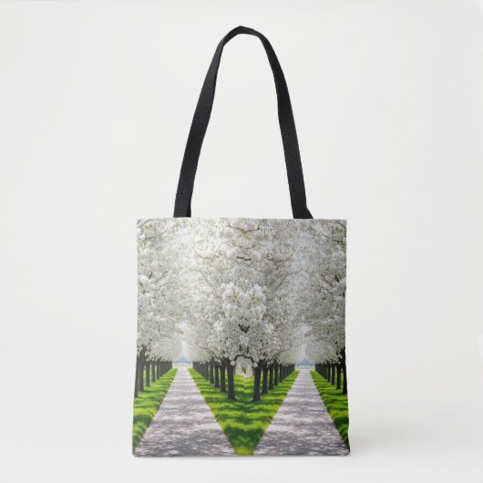 "White Bloom Arch - Die Eleganz der Natur in einem Tasche (Vorderseite)