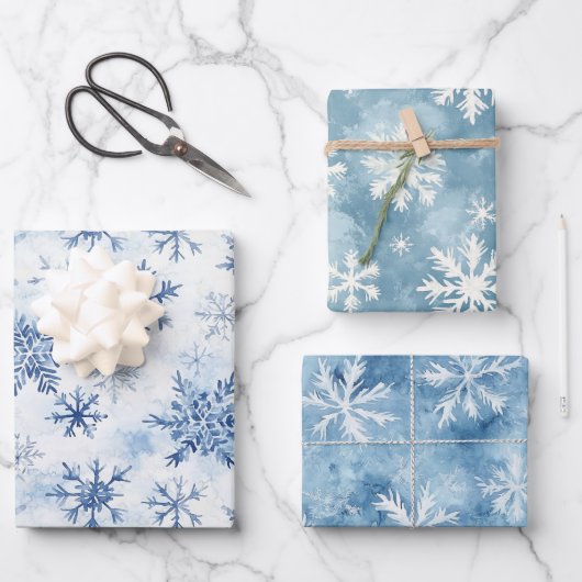 White Blue Christmas Winter Snowflakes Geschenkpapier Set (Vorderseite)