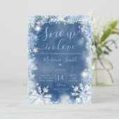 White Blue Snow in Liebe Snowflake Brautparty Einladung (Stehend Vorderseite)