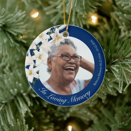 White Blume Memorial Blue Custom Foto Weihnachten Keramik Ornament (Baum)