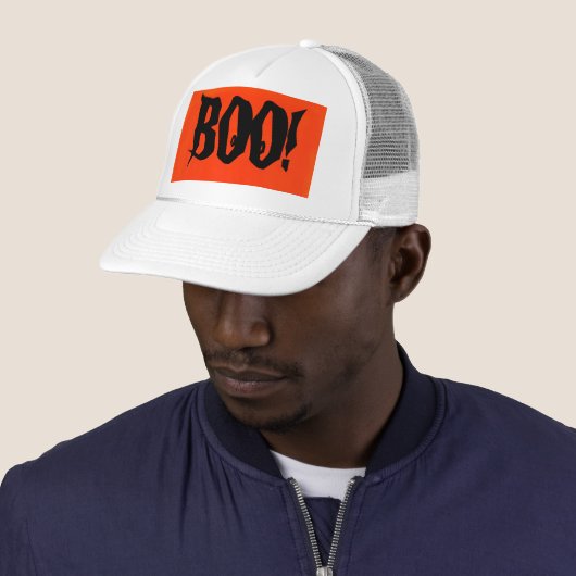 White BOO! Trucker Hat in Orange and Black design. Truckerkappe (Beispiel)