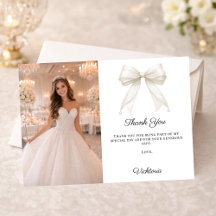 White bow photo pearls girl Quinceanera