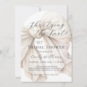 White Bow Sie bindet das Brautparty des Knotens Einladung (Vorderseite)