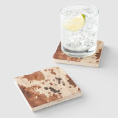 White Brown Cowhid Steinuntersetzer (Seitenansicht)