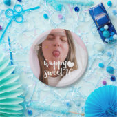 White Brush Script Happy Sweet 16 Foto Pappteller (Party)