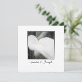 White Calla Lily Elegante Wedding Save the Date (Stehend Vorderseite)