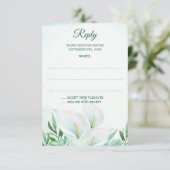 White Calla Lily Monogram Wedding Reply Cards RSVP Karte (Stehend Vorderseite)