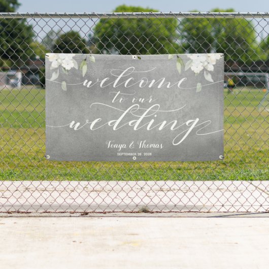 White Calligraphy Silver Floral Begrüßung Banner (Insitu)