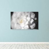 White Camelia Leinwanddruck (Insitu (Holzboden))