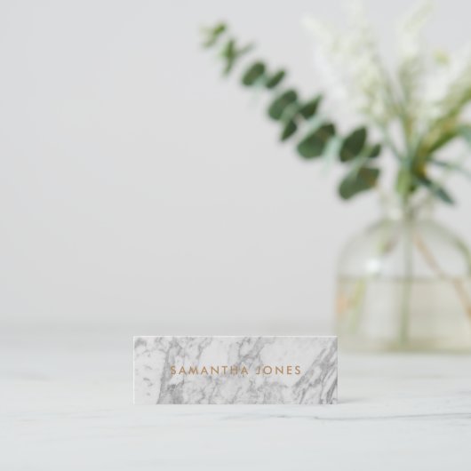 White Carrara Marble Gold Classic Personalisiert Mini Visitenkarte (Stehend Vorderseite)