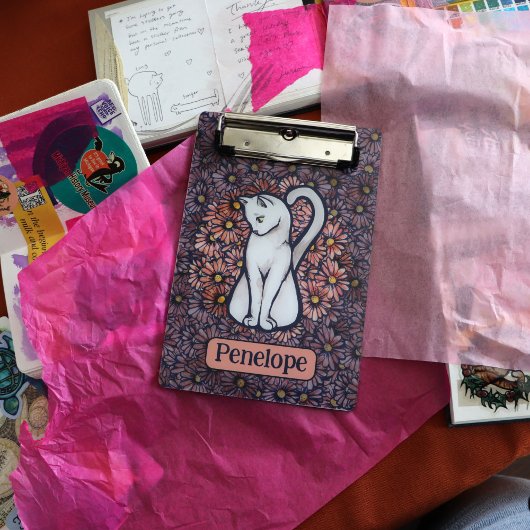 White Cat Mauve Daisies Mini Klemmbrett