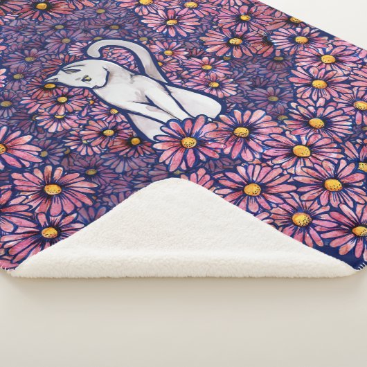 White Cat Mauve Daisies Sherpadecke (3/4)