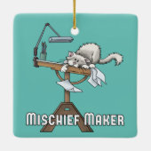 White Cat Mischief Maker Keramik Ornament (Rückseite)
