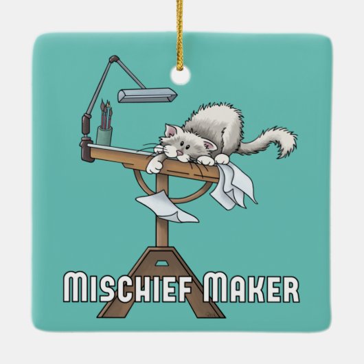 White Cat Mischief Maker Keramik Ornament (Rückseite)
