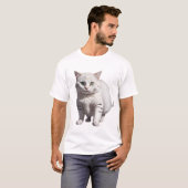 White Cat with Subtle Gray Tabby Markings T-Shirt (Vorne ganz)