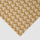 White Celtic Triple Spiral Triskele auf Matte Gold Seidenpapier (Ausschnitt)