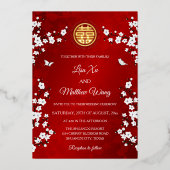 White Cherry Blossom | Rote Chinesische Hochzeit Folieneinladung (Vorderseite)