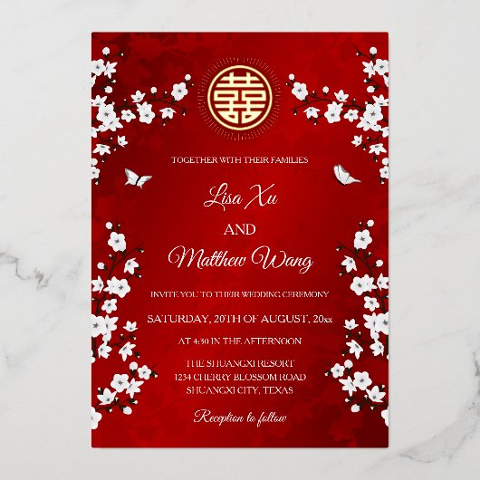 White Cherry Blossom | Rote Chinesische Hochzeit Folieneinladung (Vorderseite)