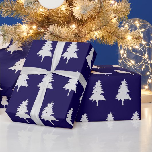 White Christmas Tree Pattern Dark Blue Holiday Geschenkpapier (Feiertage)