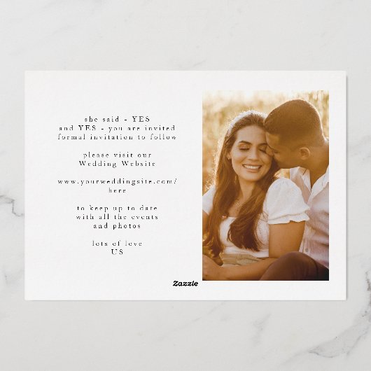 White Classic Foto Das HochzeitGold Save the Date Folieneinladung (Rückseite)