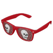 White Classic Skull Red Hearts Sonnenbrille (Schrägansicht)
