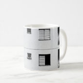 White concrete building kaffeetasse (VorderseiteRechts)