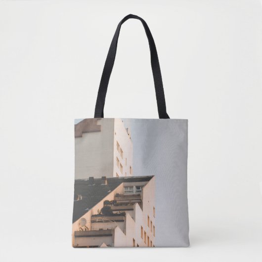 WHITE CONCRETE BUILDING TASCHE (Vorderseite)