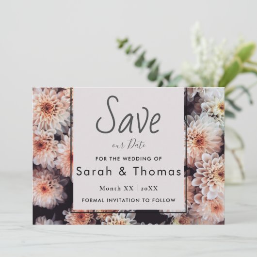 WHITE DAHLIA FLORAL ELEGANT RETTETE UNSER DATUM ANKÜNDIGUNG (Stehend Vorderseite)