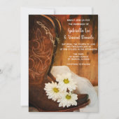 White Daisies and Cowboy Boots Western Wedding Einladung (Vorderseite)