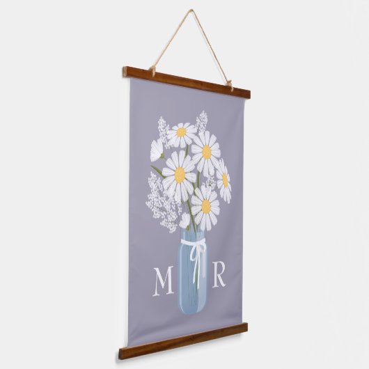 White Daisies Mason Jar Monogram on Lavender Wandteppich Mit Holzrahmen (Gewinkelt)