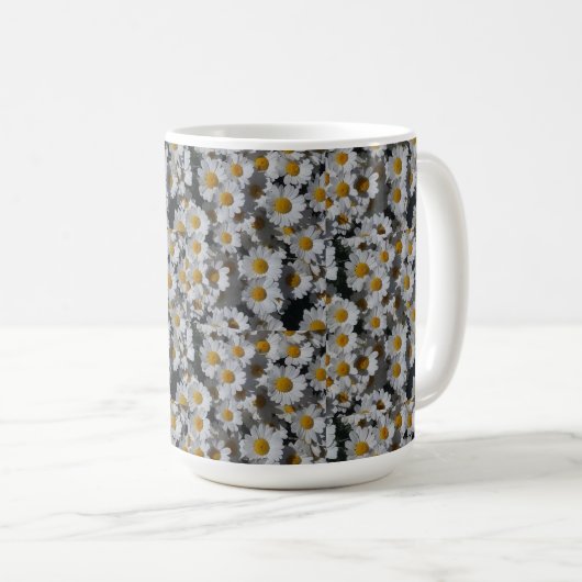 White Daisies Tasse (VorderseiteRechts)