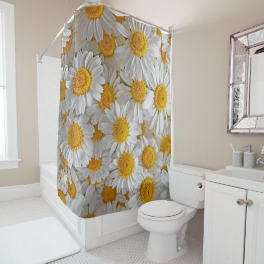 White Daisis: Schöner Blumenhintergrund Duschvorhang (Beispiel)