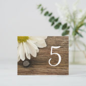White Daisy Barn Wood Country Wedding Tischnummer (Stehend Vorderseite)