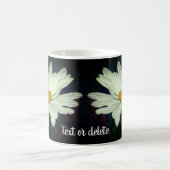 White Daisy Blume Personalisiert Kaffeetasse (Mittel)