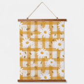 White Daisy Floral Pattern on Yellow Gingham (2) Wandteppich Mit Holzrahmen (Vorderseite)