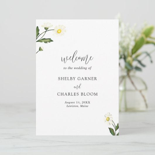 White Daisy Floral Rustic Wedding Programm (Stehend Vorderseite)