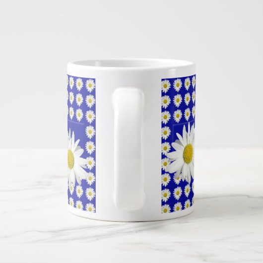 White Daisy Garden Jumbo-Tasse (Rückseite)