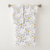 White Daisy Pattern Badhandtuch Set (Insitu)