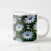 White Daisy Pattern Jumbo-Tasse (Rechts)
