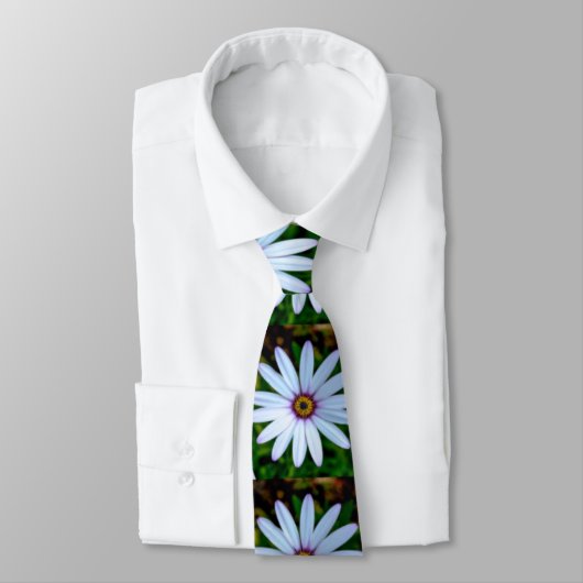 White Daisy Pattern Krawatte (Gebunden)